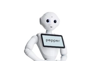 Packshot PEPPER./ Softbankrobotics