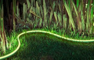 Philips Hue Outdoor Lightstrip Bluetooth