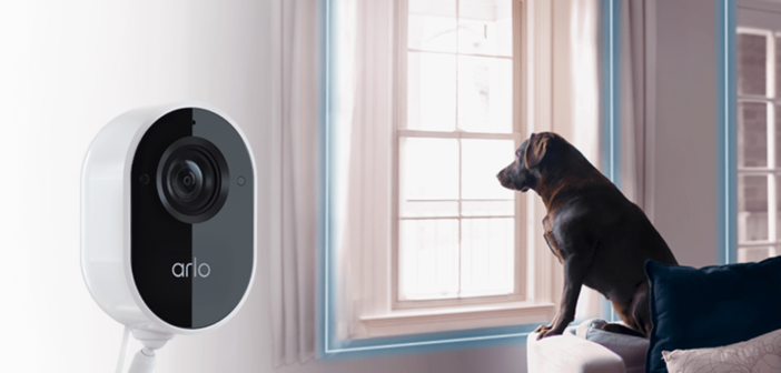 Arlo Essential Indoor Kamera