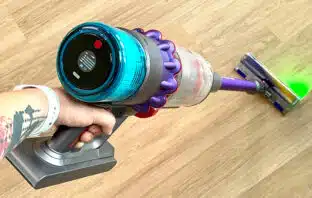 Dyson Gen5detec Absolut - Wir haben den neuen Akkusauger der Marke Dyson auf Herz und Nieren geprüft!