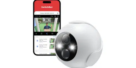 SwitchBot Outdoor Spotlight Cam 2K 