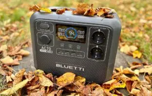 BLUETTI AC70